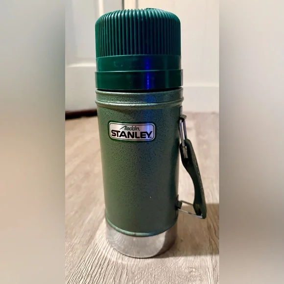 Vintage Stanley Aladdin Thermos 24 Oz A-1350B Wide Mouth Green - Picture 10 of 12